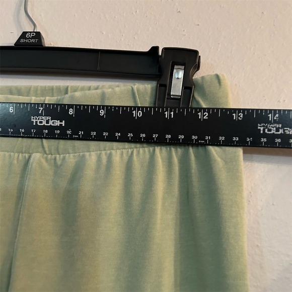 Free People  Women's Green Leggings Size Small Yoga Gym Casual Wear - Picture 3 of 10